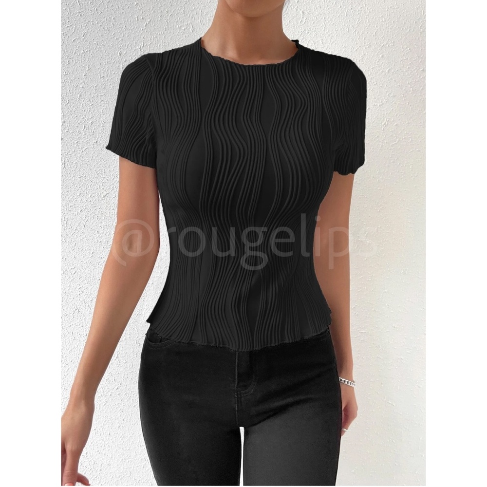 Textured Black Short Sleeve Fitted Tee Shirt Top - Picture 4 of 9